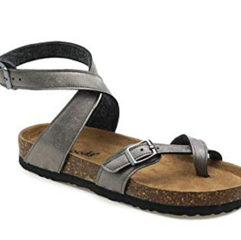 Outwoods brik style sandals by Pierre Dumas